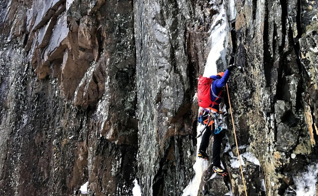 Mike Pelchat on the wet and thin Black Dike Traverse. 2-23-17