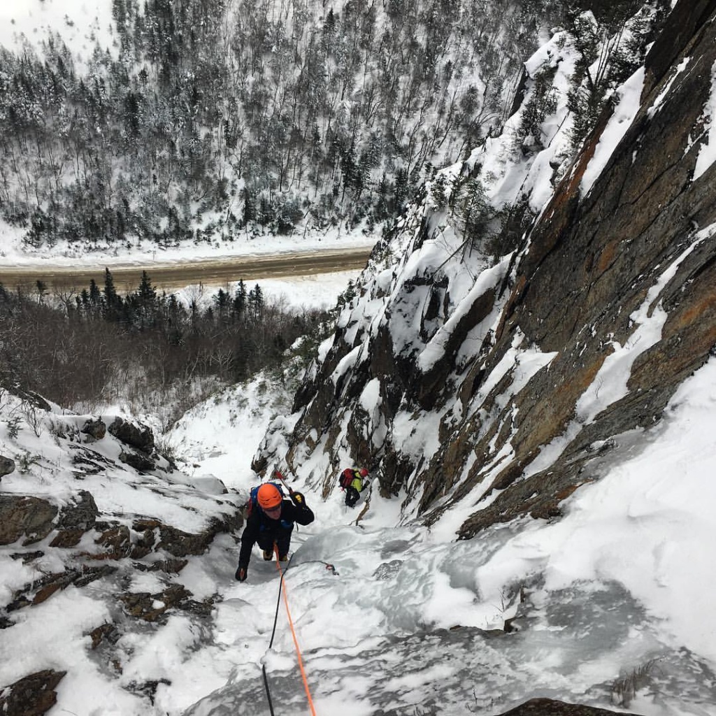 No Parasol, and very little ice, in Parasol Gully. - Matty Bowman 12-14-16