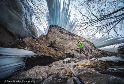 Zac on Unemployment Line (M9) at Toko Crag (Photo: Brent Doscher)