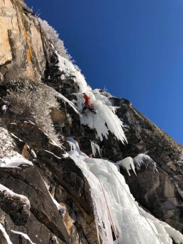 Shawn Bunnell leading pitch three on Five Musketeers at Lake Willoughby in Vermont.